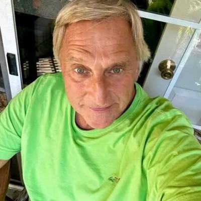 Profile picture of Alex_mihai