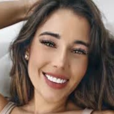 Profile picture of Angie