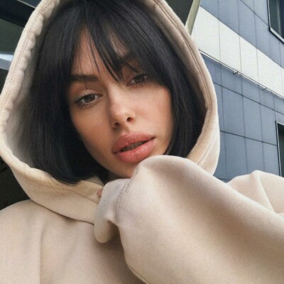 Profile picture of Alina