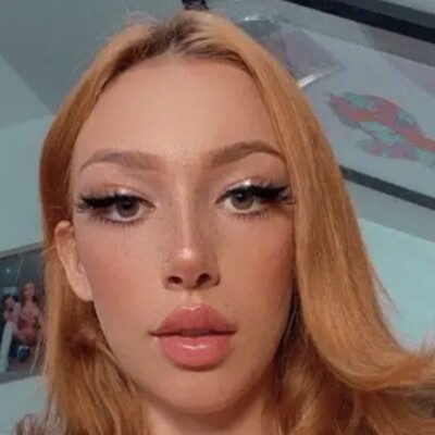 Profile picture of Lacey laid