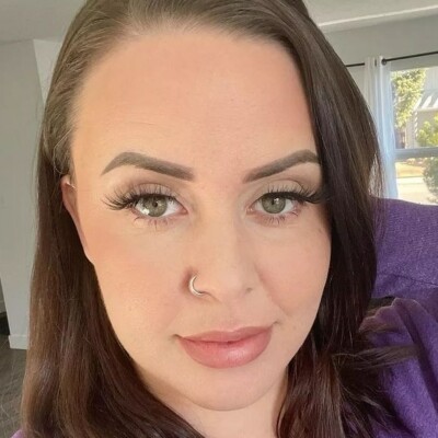 Profile picture of ZOEY MAY