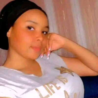 Profile picture of Farahbaby12