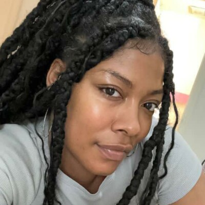Profile picture of Angela Smith
