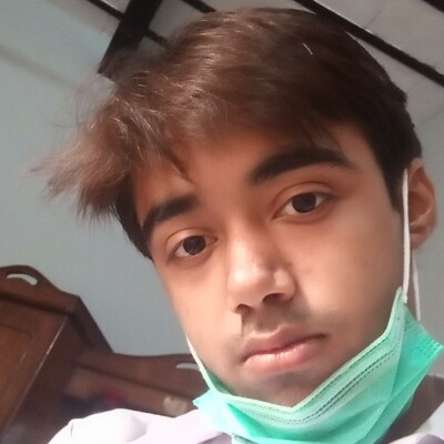 Profile picture of h