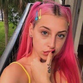 Profile picture of Melody Paker