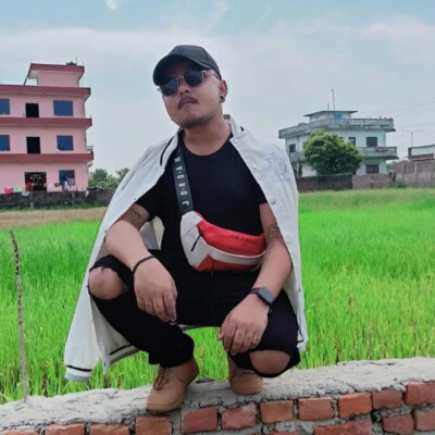 Profile picture of Roshan