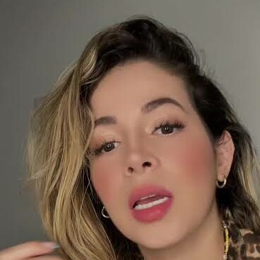 Profile picture of Mia