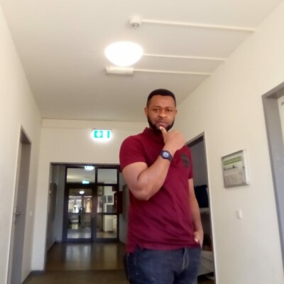 Profile picture of Romeo38