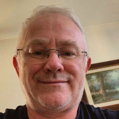 Profile picture of Julien