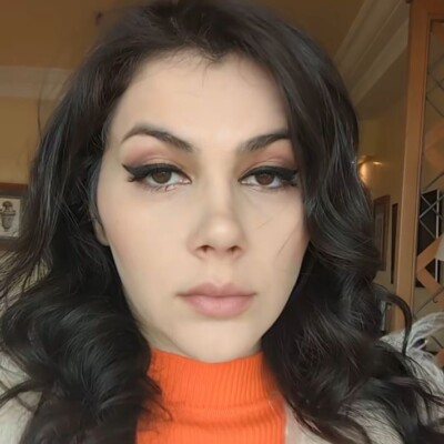 Profile picture of Mia
