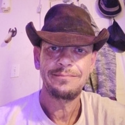 Profile picture of coyoteredheart933@gmail.com