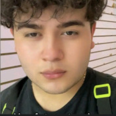 Profile picture of Lukas