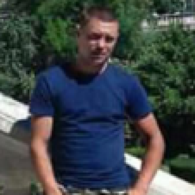 Profile picture of Iulian
