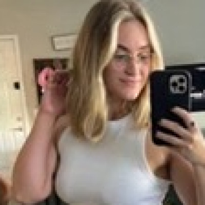 Profile picture of Annabel moon