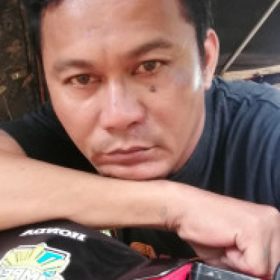 Profile picture of Ernand Quiñones