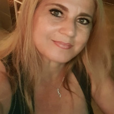 Profile picture of Leyxi Magdalena Loor Viteri