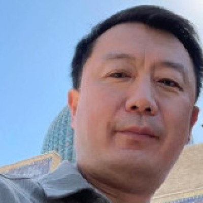 Profile picture of Alex Tan
