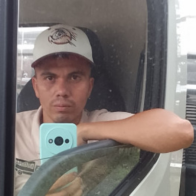 Profile picture of Johan Quiroz