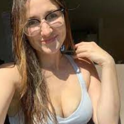 Profile picture of lora32brown