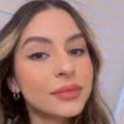 Profile picture of Ella North