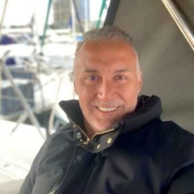 Profile picture of Larry Benson