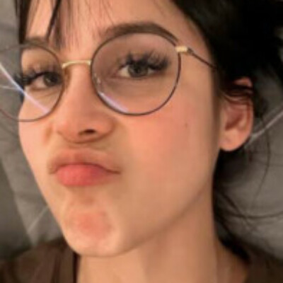 Profile picture of Elizabeth