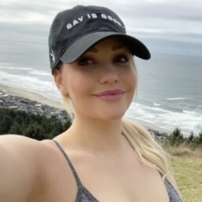 Profile picture of Claudia