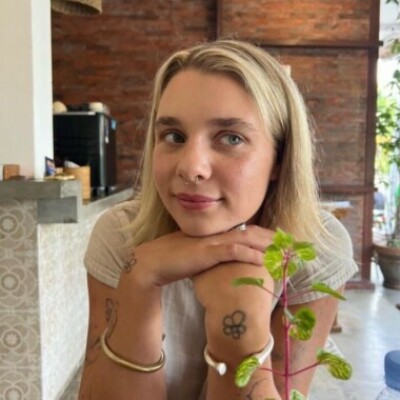 Profile picture of Lana