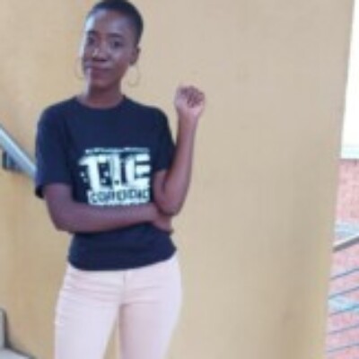 Profile picture of Cee