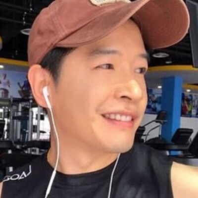 Profile picture of William